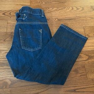 Gap women’s dark  wash denim capris‎ in size 4